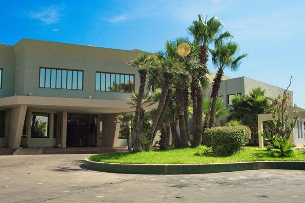 Hotel Eden Phoenix El Kerma Exteriör bild